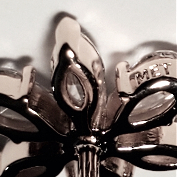 Authentic NEW Pandora Sparkling Herbarium Cluster Stud CZ Earrings S925ALE - Picture 5 of 8